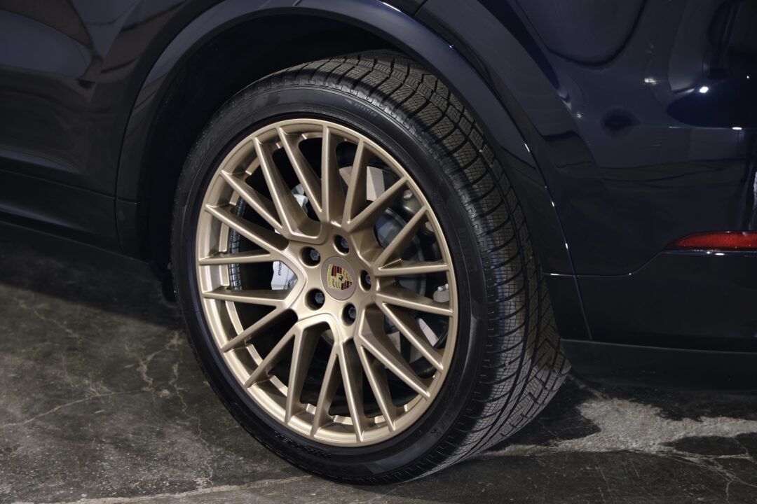 porsche-cayenne-turbo-4-0b-550-cp-automat-4x4