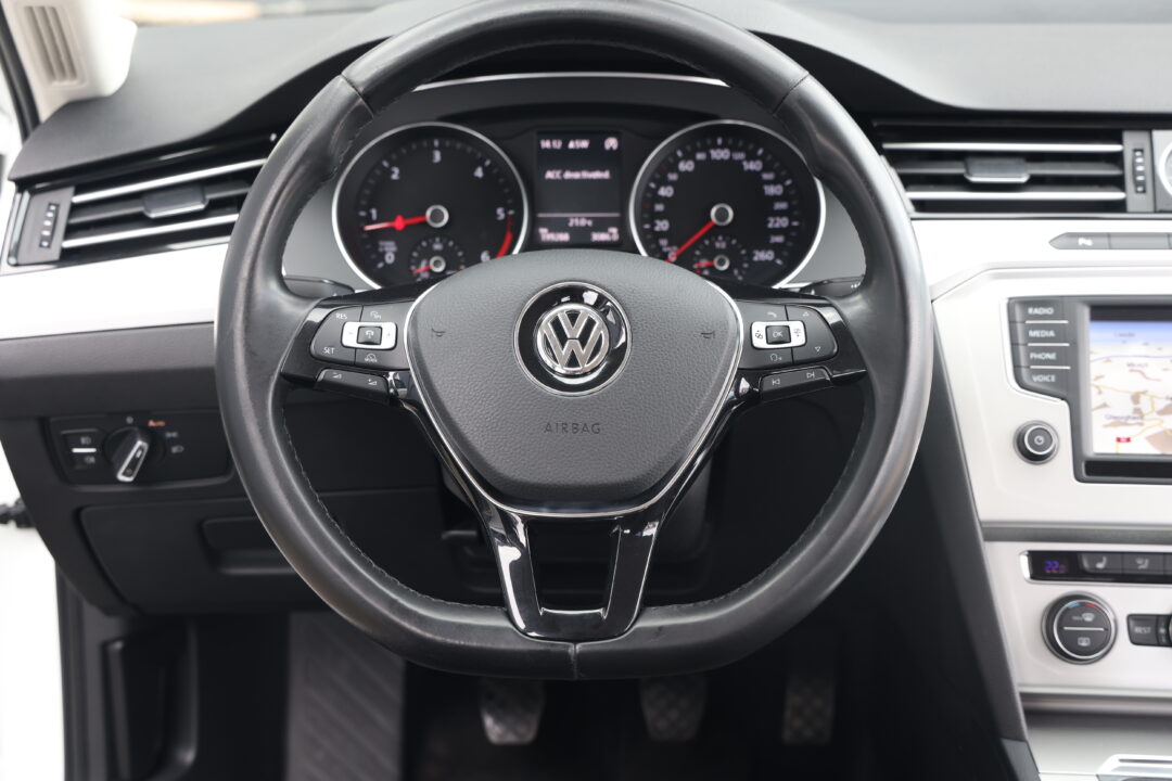 volkswagen-passat-b8-1-6-tdi-manual