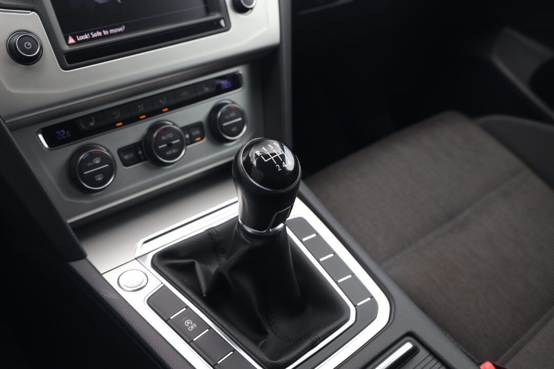 volkswagen-passat-b8-1-6-tdi-manual