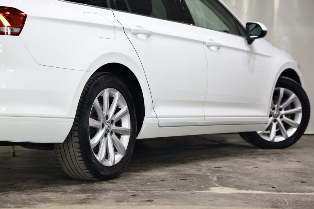 volkswagen-passat-b8-1-6-tdi-manual