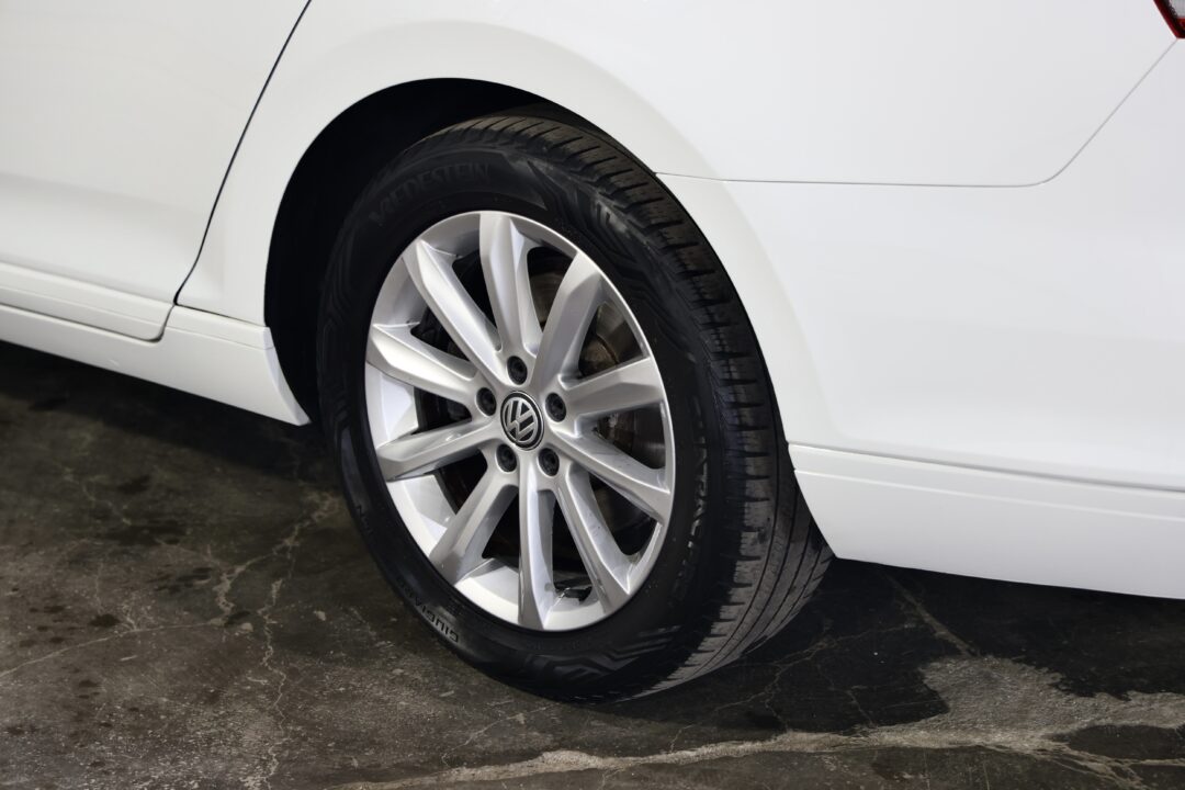 volkswagen-passat-b8-1-6-tdi-manual