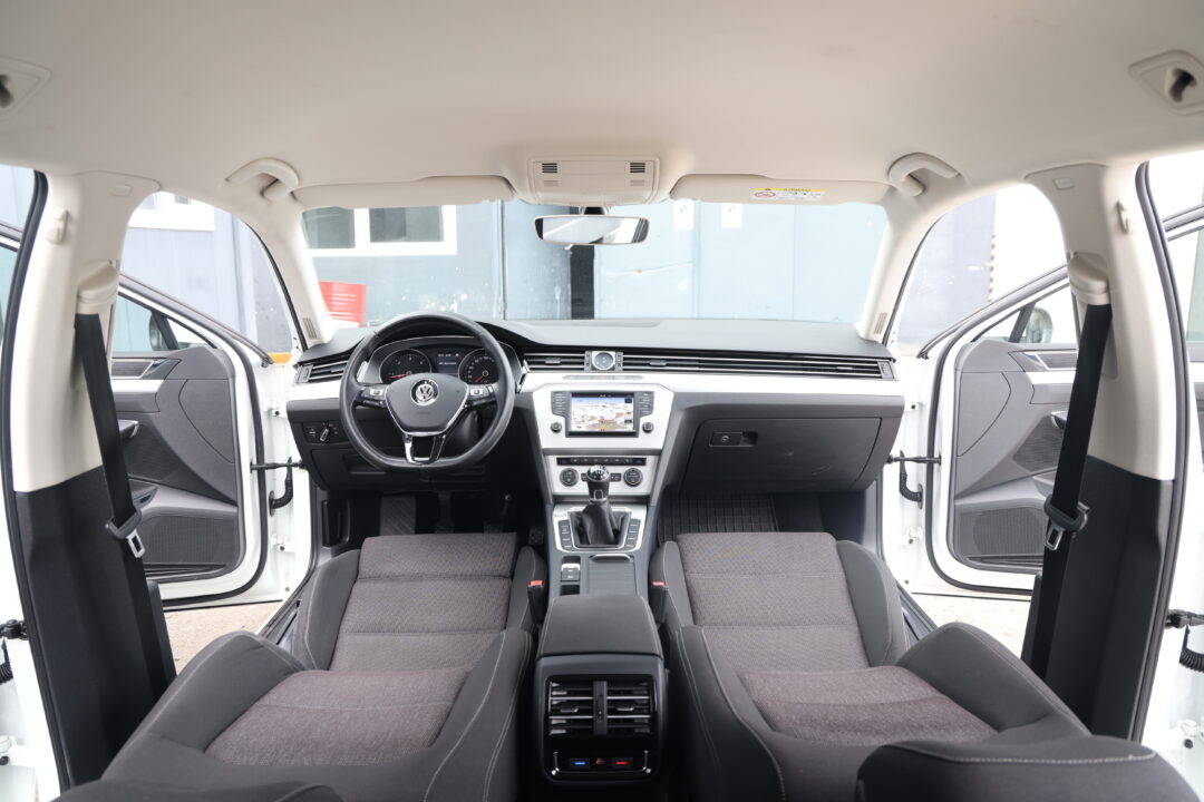 volkswagen-passat-b8-1-6-tdi-manual