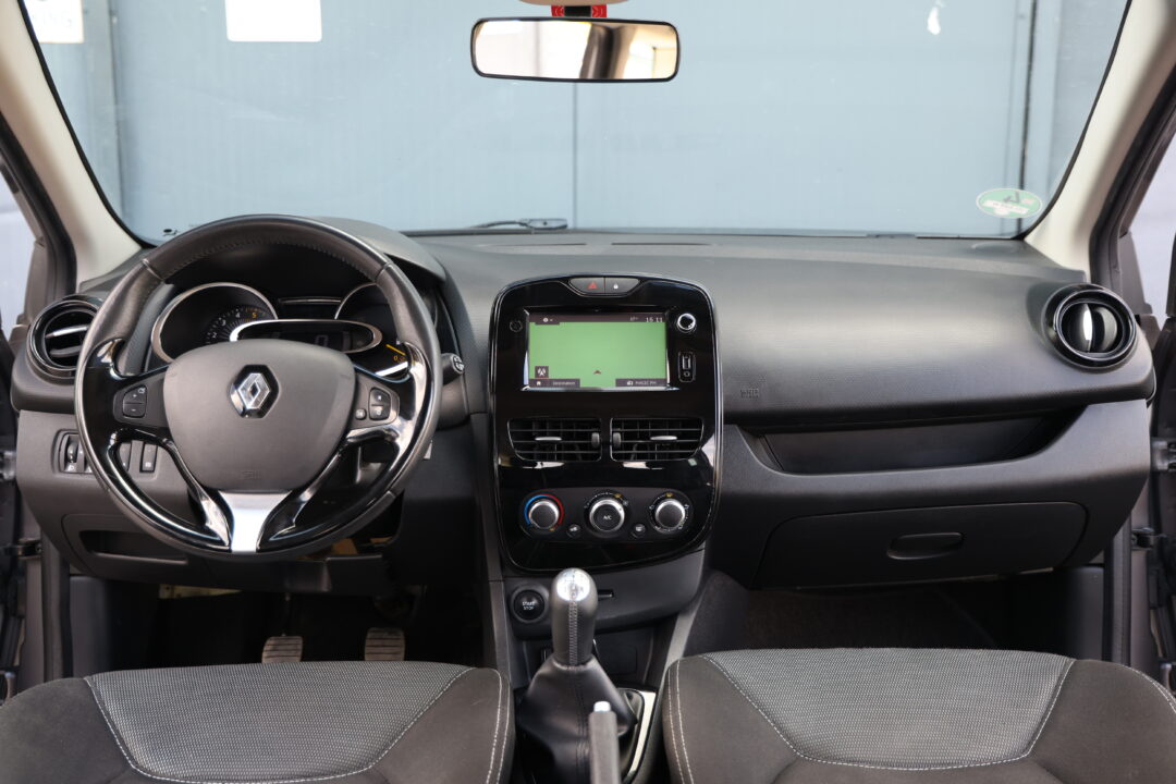 renault-clio-1-5-dci-manual