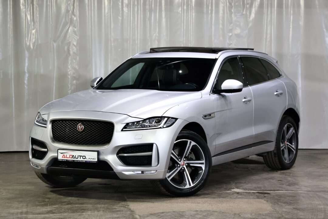 Jaguar F-Pace P250 AWD HSE Jaguar F-Pace P250 AWD HSE