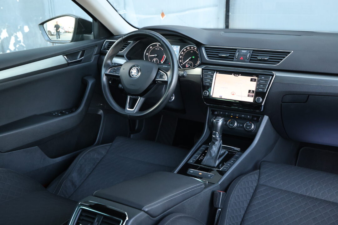 skoda-superb-1-6-tdi-dsg-style